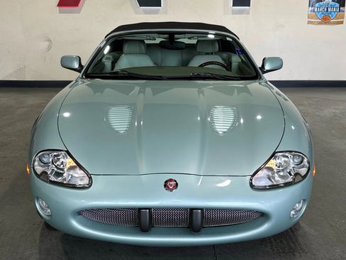 Used 2001 Jaguar XKR Convertible RWD image 5