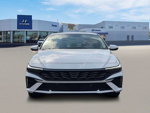 New 2026 Hyundai Elantra Limited FWD image 12