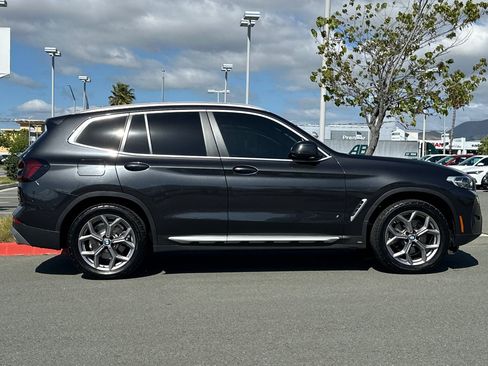 Used 2022 BMW X3 xDrive30i w/ Premium Package AWD/4WD image 3