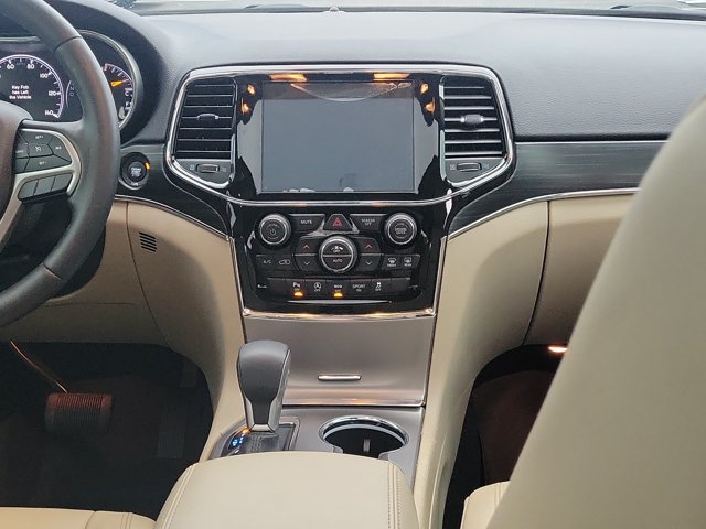 Used 2020 Jeep Grand Cherokee Limited RWD image 5