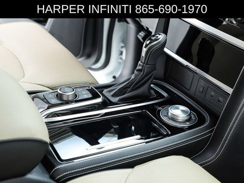 Used 2024 INFINITI QX80 Premium Select w/ Cargo Package AWD/4WD image 34