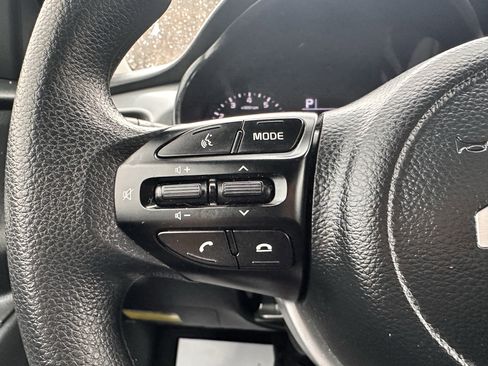 Used 2022 Kia Rio S image 8