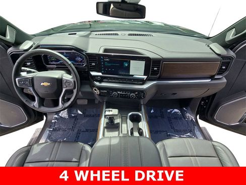 Used 2024 Chevrolet Silverado 1500 High Country w/ High Country Premium Package image 36