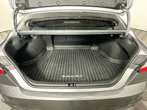 Used 2025 Toyota Camry SE FWD image 25