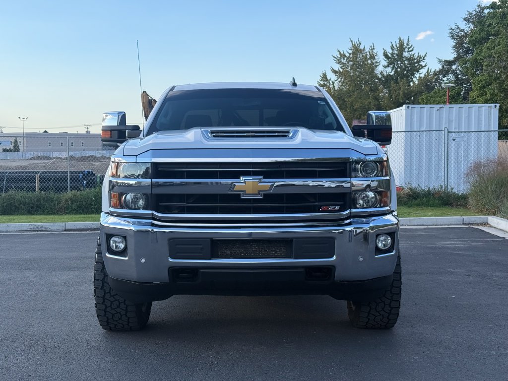 Used 2019 Chevrolet Silverado 2500 LTZ w/ Z71 Package, Off-Road AWD/4WD image 5