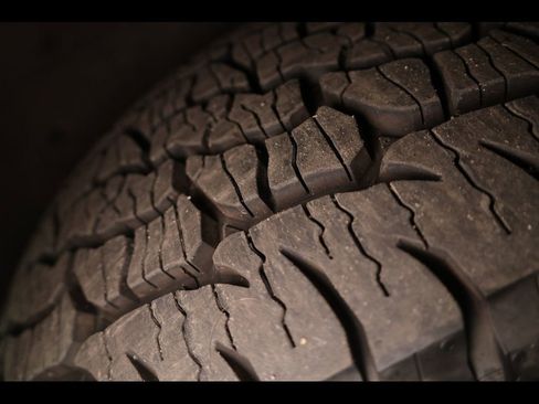 Used 2019 Chevrolet Traverse LT FWD image 14