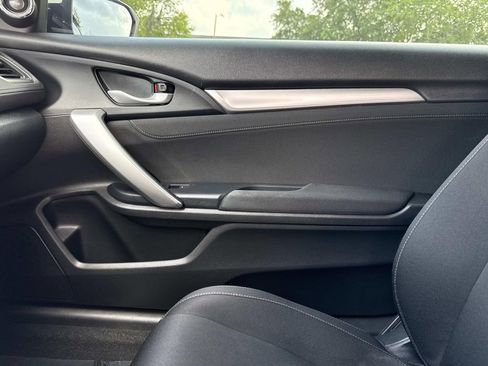 Used 2019 Honda Civic EX image 22