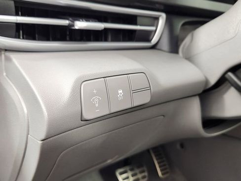 Certified 2025 Hyundai Elantra Sport FWD image 21