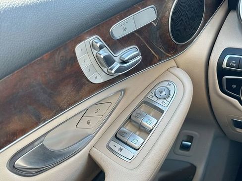 Used 2018 Mercedes-Benz GLC 300 image 35