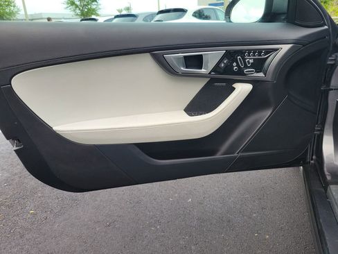 Used 2017 Jaguar F-TYPE Convertible image 12