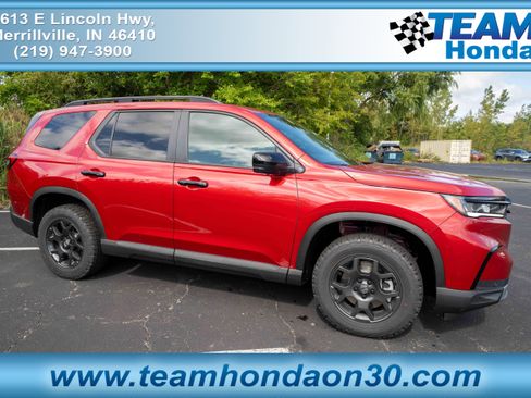 New 2025 Honda Pilot TrailSport image 1