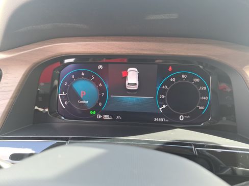 Used 2024 Volkswagen Atlas SE FWD image 19