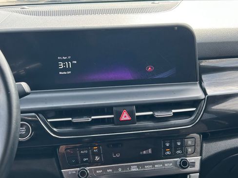 Used 2025 Kia Seltos S image 18