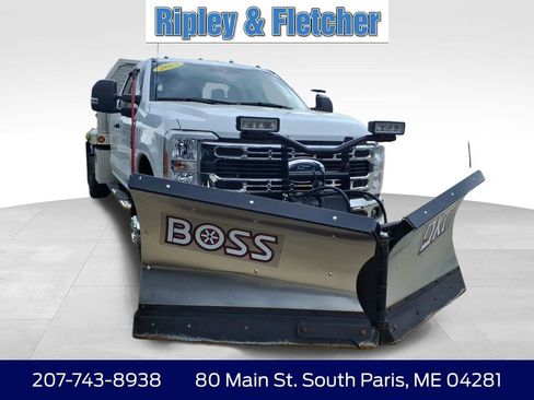 Used 2023 Ford F350 XLT w/ XLT Value Package AWD/4WD image 4