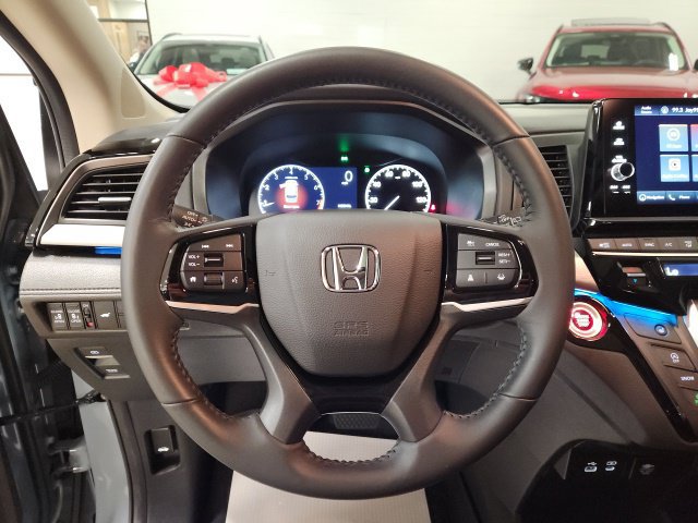 Certified 2025 Honda Odyssey Touring image 19