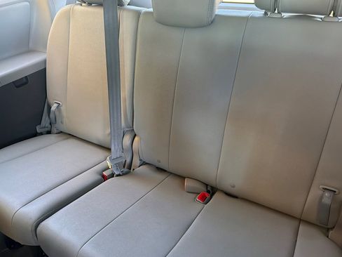 Certified 2018 Toyota Sienna XLE w/ XLE Navigation Package FWD image 19