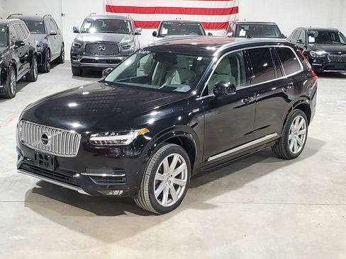Used 2018 Volvo XC90 T6 Inscription w/ Convenience Package AWD/4WD image 46