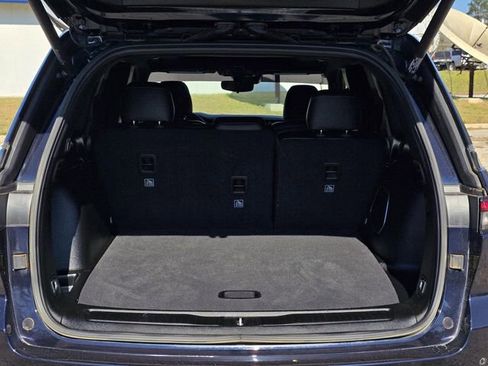 Used 2024 Jeep Grand Cherokee Limited w/ Trailer Tow Package image 9