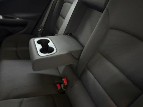 Used 2023 Chevrolet Malibu LT FWD image 19