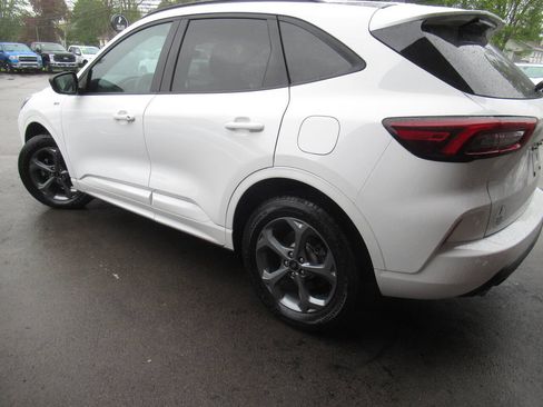 Used 2023 Ford Escape ST-Line AWD/4WD image 14
