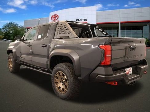 New 2025 Toyota Tacoma Trailhunter image 3