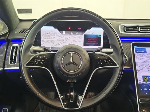Used 2025 Mercedes-Benz S 580 4MATIC Sedan image 14