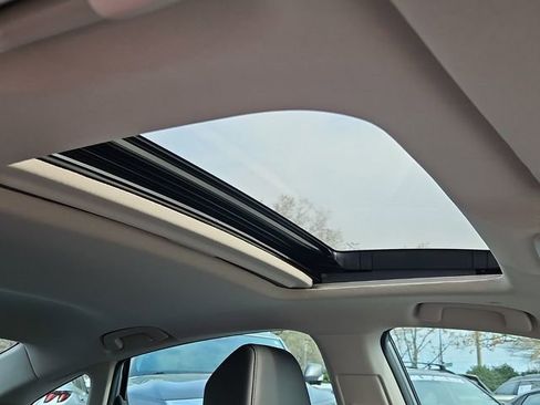 Used 2024 Honda Accord Touring image 20