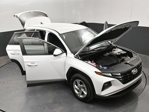Used 2024 Hyundai Tucson SE AWD/4WD image 25