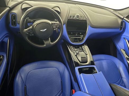 Used 2022 Aston Martin DBX AWD/4WD image 12