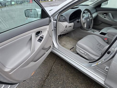 Used 2008 Toyota Camry Hybrid image 21