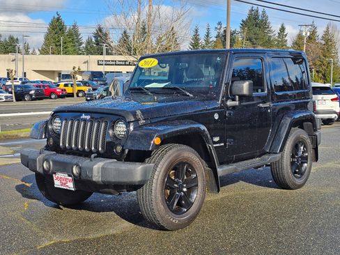 Used 2011 Jeep Wrangler Sahara w/ Dual Top Group image 3
