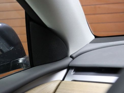 Used 2022 Tesla Model Y Performance image 66