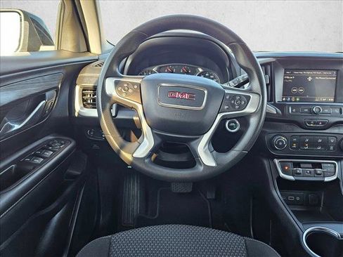 Certified 2024 GMC Terrain SLE image 11