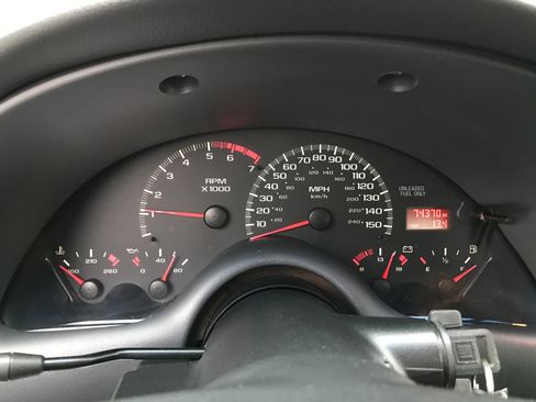 Used 1997 Chevrolet Camaro Z28 w/ Preferred Equipment Group 1 image 15