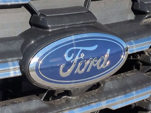 New 2025 Ford Explorer Active w/ Active Comfort Package image 12