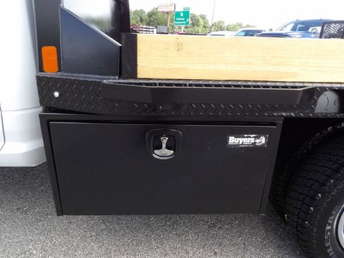 Used 2022 RAM 3500 Tradesman w/ Chrome Appearance Group image 47