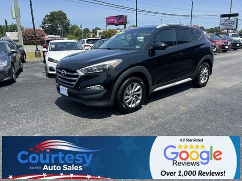 Used 2017 Hyundai Tucson SE image 3