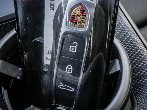 Used 2024 Porsche 911 Carrera RWD image 35