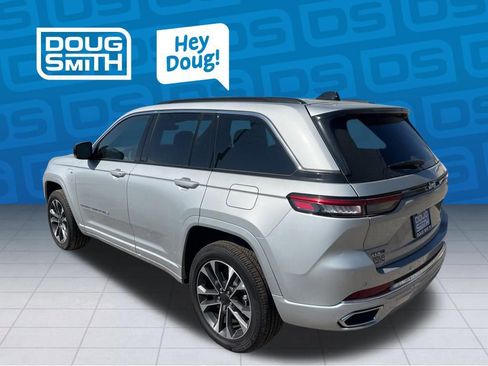 New 2024 Jeep Grand Cherokee Overland image 2