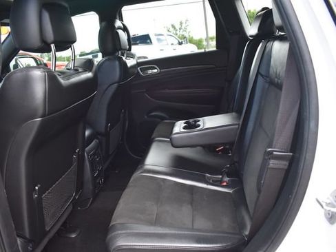 Used 2020 Jeep Grand Cherokee Altitude AWD/4WD image 20