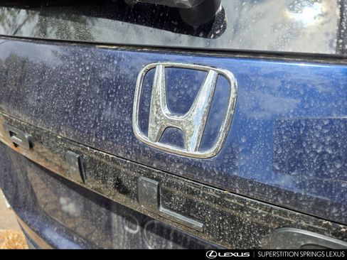 Used 2025 Honda Pilot Elite image 11