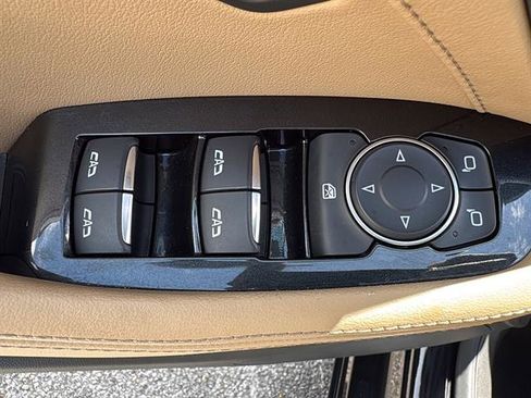 Used 2025 Cadillac CT5 Premium Luxury RWD image 31