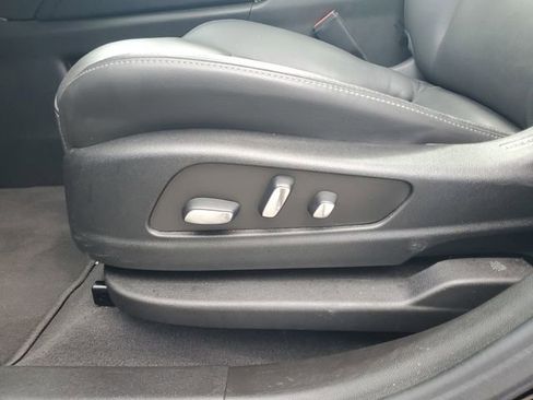 Used 2025 Cadillac XT6 Premium Luxury image 20