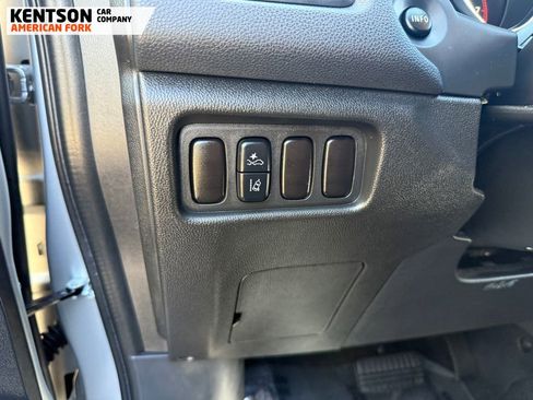 Used 2025 Mitsubishi Outlander Sport ES image 18