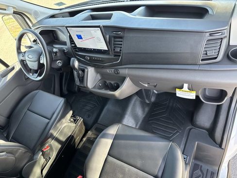 New 2026 Ford Transit 250 148 Medium Roof w/ Load Area Protection Package image 29