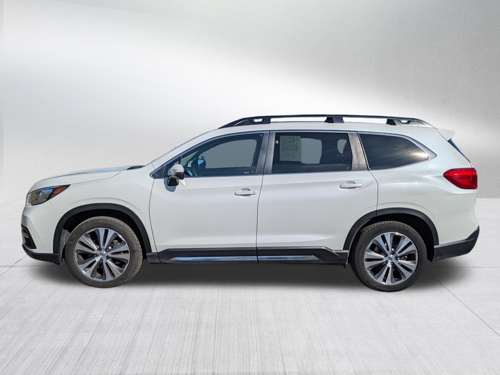 Used 2022 Subaru Ascent Limited AWD/4WD image 4