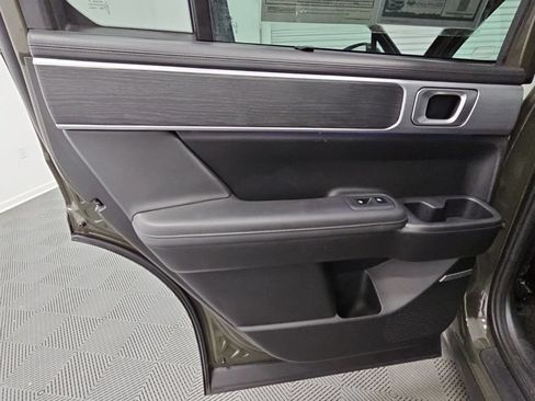Used 2024 Hyundai Santa Fe Limited FWD image 33