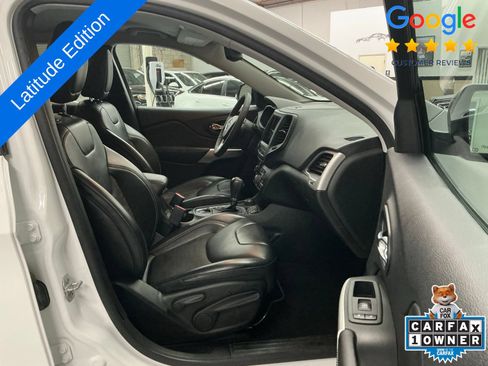 Used 2022 Jeep Cherokee Latitude AWD/4WD image 12