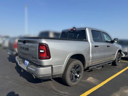 Used 2025 RAM 1500 Big Horn AWD/4WD image 3