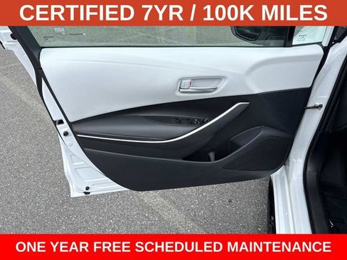 Used 2025 Toyota Corolla SE FWD image 13